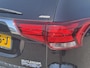Mitsubishi Outlander 2.0 PHEV instyle+ NL-AUTO | LEDER | SCHUIFDAK