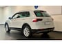 Volkswagen Tiguan 2.0 TSI 4Motion Highline 180pk Pano / LED / Trekhaak / CAM / Keyles