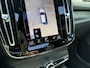 Volvo XC40 T5 Plus Dark | 360° Camera | Harman/Kardon | Panorama dak |
