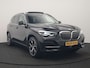 BMW X5 xDrive45e High Executive PHEV 395pk Dealer O.H. | Panodak | Luchtvering | 360 Camera | Adaptief Onderstel | Lederen Sportstoelen Memory & Verwarmd | Sfeerverlichting | Apple Carplay | Navigatie | DAB | Plug In Hybrid |