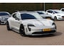 Porsche Taycan Cross Turismo 4 93 kWh / SoH 92,2% / Panoramadak / 360Camera / Passenger Display / Adaptieve Stoelen / Luchtvering / 21'' / Bose / Keyless / Sportchrono / Stoelventilatie / Stoelverwarming 4x / DAB / Cruise Control