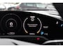 Porsche Taycan Cross Turismo 4 93 kWh / SoH 92,2% / Panoramadak / 360Camera / Passenger Display / Adaptieve Stoelen / Luchtvering / 21'' / Bose / Keyless / Sportchrono / Stoelventilatie / Stoelverwarming 4x / DAB / Cruise Control