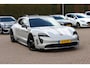 Porsche Taycan Cross Turismo 4 93 kWh / SoH 92,2% / Panoramadak / 360Camera / Passenger Display / Adaptieve Stoelen / Luchtvering / 21'' / Bose / Keyless / Sportchrono / Stoelventilatie / Stoelverwarming 4x / DAB / Cruise Control