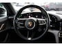 Porsche Taycan Cross Turismo 4 93 kWh / SoH 92,2% / Panoramadak / 360Camera / Passenger Display / Adaptieve Stoelen / Luchtvering / 21'' / Bose / Keyless / Sportchrono / Stoelventilatie / Stoelverwarming 4x / DAB / Cruise Control