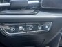 Kia Niro Hybrid 1.6 GDi ExecutiveLine Trekhaak, Elektrische Stoel, Dodehoekdetectie, Stoel/Stuurverwarming, Draadloos Opladen, Enz...