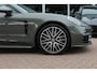Porsche Panamera Sport Turismo 2.9 4 E-Hybrid / Panoramadak / 360Camera / Head-up / Softclose / Sportdesign+Chrono / 21'' / Sportuitlaat / Bose / Keyless / Stoelverwarming 4x / Stoelventilatie / Stuurverwarming / Dodehoek / DAB / ACC