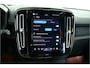 Volvo XC40 Recharge Plus 70 kWh Navi / Pilot assist / ACC / Camera / Trekhaak