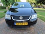 Volkswagen Touran 1.6-16V FSI Business Ecc Cruisecontrol Isofix Lm Velgen Trekhaak