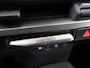Kia EV3 Plus 81.4 kWh | Dodehoekassistentie | Privacy Glass | Stoel- en stuurwielverwarming | Dual Zone Climate Control | Draadloze oplader voor smartphone |