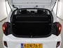 Kia Picanto 1.0 GDi DynamicLine | Airconditioning | Cruise control | Navigatie | Rijstrookvolgassistentie | Achteruitrijcamera |