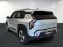 Kia EV3 Plus Advanced 58.3 kWh | Panoramaschuifdak | 19" velgen | Harman Kardon | Privacy Glass | Stoel- en stuurwielverwarming |