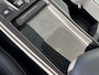 Kia EV6 Light Edition 63 kWh | Facelift | Trekhaak | Parkeercamera | Keyless Entry | Stoelverwarming | Apple Carplay/Android Auto | Led Koplampen | 19" |
