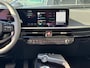Kia EV6 Light Edition 63 kWh | Facelift | Trekhaak | Parkeercamera | Keyless Entry | Stoelverwarming | Apple Carplay/Android Auto | Led Koplampen | 19" |