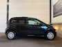 Volkswagen Up! 1.0 move up! BlueMotion Pano, Cruise Control, Navigatie, Parkeersensoren Achter, Bluetooth, Airco, Dealer Onderhoud