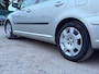 Toyota Avensis 2.0 VVTi Linea Sol/ ZEER NETJES