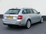 Skoda Octavia Combi 1.6 TDI 110pk DSG Greentech Style Business | Navigatie | Xenon | Half leder | Trekhaak