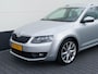 Skoda Octavia Combi 1.6 TDI 110pk DSG Greentech Style Business | Navigatie | Xenon | Half leder | Trekhaak