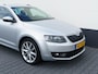 Skoda Octavia Combi 1.6 TDI 110pk DSG Greentech Style Business | Navigatie | Xenon | Half leder | Trekhaak