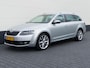 Skoda Octavia Combi 1.6 TDI 110pk DSG Greentech Style Business | Navigatie | Xenon | Half leder | Trekhaak