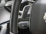 Peugeot 2008 SUV GT Pack 130pk Automaat | Schuif-/Kanteldak | Stoelverwarming | Focal Hifi