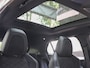 Peugeot 2008 SUV GT Pack 130pk Automaat | Schuif-/Kanteldak | Stoelverwarming | Focal Hifi