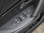 Peugeot 2008 SUV GT Pack 130pk Automaat | Schuif-/Kanteldak | Stoelverwarming | Focal Hifi