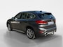BMW X1 sDrive20i High Executive Edition Automaat | Panoramadak | Trekhaak | LED | Leder | Head Up | Camera | Adaptieve Cruise Control | Stoel- en Stuurverwarming