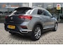 Volkswagen T-Roc 1.5 TSI Sport | Trekhaak | Camera | ACC |