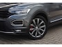 Volkswagen T-Roc 1.5 TSI Sport | Trekhaak | Camera | ACC |