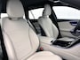 Mercedes-Benz C-klasse Estate 300 e Plug-In Hybride Luxury | Machiatobeige int. | Distronic | Digital Licht | 360°-camera | Augmented Reality | Memory | Car Play | Inclusief 24 maanden Mercedes-Benz Certified garantie voor Europa.