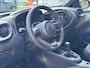 Toyota Aygo X Hybrid 115 pulse PARKEERSENS. VOOR+ACHTER APPLE/ANDROID CARPLAY CRUISECONTROL