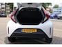 Toyota Aygo X 5-DEURS AD-CRUISE AIRCO EL-RAMEN STUUR MULTIFUNCTIONEEL