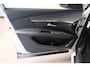 Peugeot 3008 1.6 e-THP Blue Lease Premium Automaat - N.A.P. Airco, Cruise, PDC, Virtual display, Camera, Trekhaak.