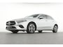 Mercedes-Benz A-klasse 250 e Plug-In Hybride Ledkoplampen | Stoelverwarming | Parkeerpakket met achteruitrijcamera | Dodehoekassistent. Inclusief 24 maanden Mercedes-Benz Certified garantie voor Europa.