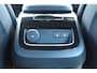 Volvo V60 2.0 T8 Plug-in hybrid AWD Plus Dark | Elektrisch verstelbare stoelen met geheugenfunctie | Premium audiosysteem van Harman Kardon | Semi-elektrische trekhaak | Stoelverwarming vóór en achter | Stuurverwarming | 360°-camera |