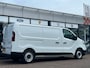 Renault Trafic 2.0DCi 110pk T30 L2H1 Gesloten Bestelwagen Comfort | Euro 6 | Bijrijdersbank | PDC | Airco | LED| Cruise Control