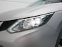 Nissan Qashqai 1.2 Connect Edition (PANORAMADAK,LED VERLICHTING,NAVIGATIE,LM-VELGEN,KEYLESS,CLIMATE,CRUISE,CAMERA,TREKHAAK)