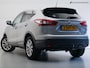 Nissan Qashqai 1.2 Connect Edition (PANORAMADAK,LED VERLICHTING,NAVIGATIE,LM-VELGEN,KEYLESS,CLIMATE,CRUISE,CAMERA,TREKHAAK)