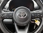 Toyota Yaris 1.5 Hybrid Active | 1e Eigenaar | NIEUW GELEVERD & ONDERHOUDEN | Metallic Rood | Apple Carplay / Android Auto |
