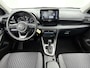 Toyota Yaris 1.5 Hybrid Active | 1e Eigenaar | NIEUW GELEVERD & ONDERHOUDEN | Metallic Rood | Apple Carplay / Android Auto |