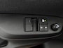 Toyota Yaris 1.5 Hybrid Active | 1e Eigenaar | NIEUW GELEVERD & ONDERHOUDEN | Metallic Rood | Apple Carplay / Android Auto |