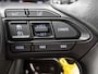 Toyota Yaris 1.5 Hybrid Active | 1e Eigenaar | NIEUW GELEVERD & ONDERHOUDEN | Metallic Rood | Apple Carplay / Android Auto |