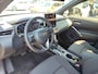 Toyota Corolla Cross Hybrid 140 STYLE 4S-BANDEN NL-AUTO EL-ACHTERKLEP BLIND SPOT PARK-SENSOREN NAVI APPLE/ANDROID 18'' LM-VELGEN