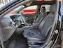 Mercedes-Benz A-klasse 200 Launch Edition Premium AMG Line 18"/Dodehoek/Keyless/360 camera/Sfeerverlichting/Climate/Apple Carplay & Android Auto