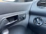 Volkswagen Caddy 1.6 TDI BMT | Handel / Export | Lichtmetaal 17'' | Imperiaal | Origineel Nederlands | Side Bars | Verwarmbare Spiegels |