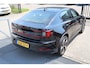 Polestar 2 Long Range Single Motor 78 kWh Pilot pack/Warmtepomp/Stoelverwarming/360 graden camera/Bestuurderstoel met geheugen/Apple carplay/Lane assist/Adaptieve cruisecontrol/Dode hoek assistent