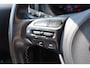 Kia Picanto 1.0 CVVT Design Edition Achteruitrijcamera/Cruise control/Climate control/Lederen bekleding/Navigatie/Elektrisch inklapbare spiegels/Licht metalen velgen/Led dagrijverlichting