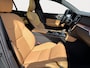 Volvo V60 2.0 T6 Plug-in hybrid AWD Ultra Dark | Apple Carplay/Android Auto|telefoonintegratie premium | Audio installatie high end | Buitenspiegels elektrisch verstel- en verwarmbaar