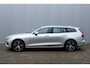 Volvo V60 T6 AUT8 310PK Inscription, Standkachel | Adaptieve Cruise Control met Pilot Assist | BLIS Dodehoekdetectie | 19 inch lichtmetalen velgen | Trekhaak, semi elektrisch inklapbaar | Park Assist voor & achter met camera |