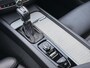 Volvo V60 T6 AUT8 310PK Inscription, Standkachel | Adaptieve Cruise Control met Pilot Assist | BLIS Dodehoekdetectie | 19 inch lichtmetalen velgen | Trekhaak, semi elektrisch inklapbaar | Park Assist voor & achter met camera |